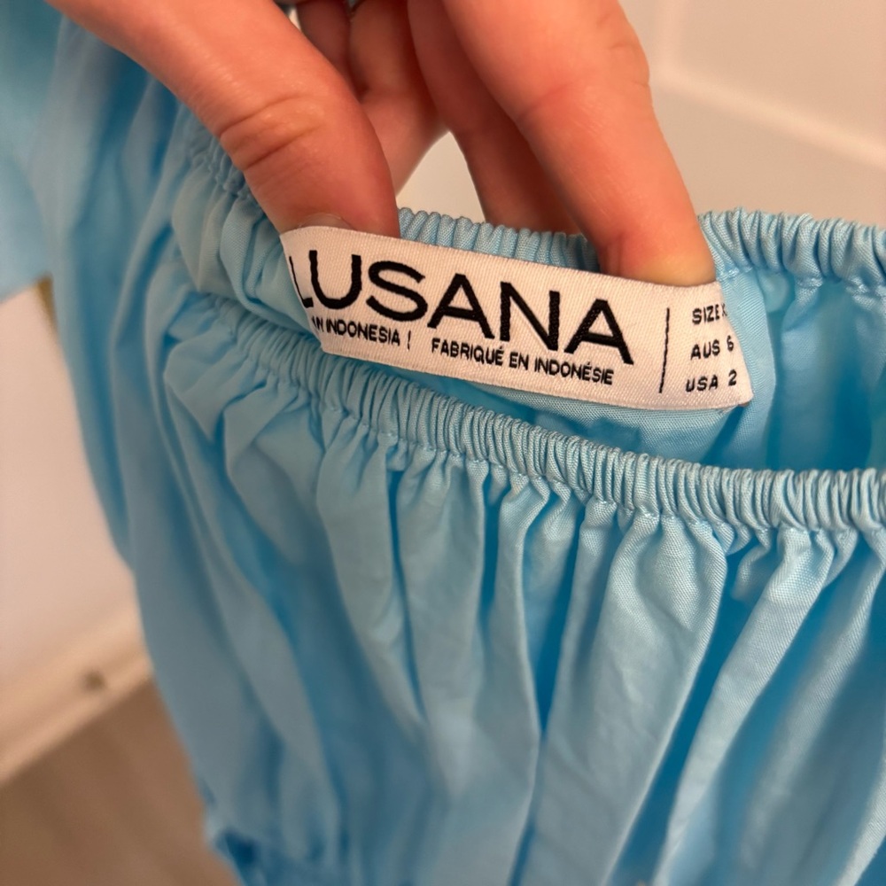 LUSANA Dress - Picture 2 of 3